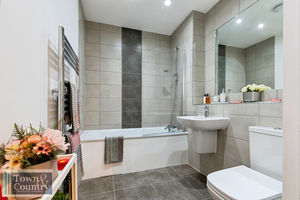 WATERSIDE MARINA- click for photo gallery